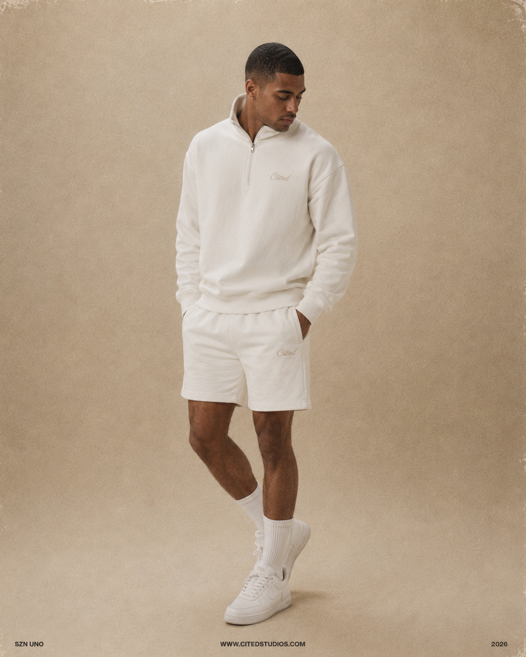 WHITE SWEATSHORT