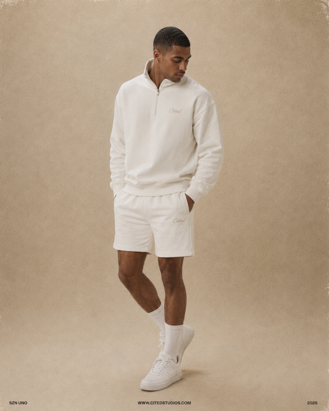 WHITE SWEATSHORT