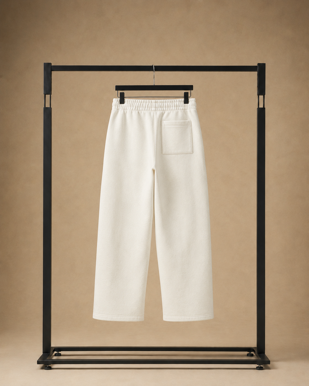 WHITE SWEATPANT